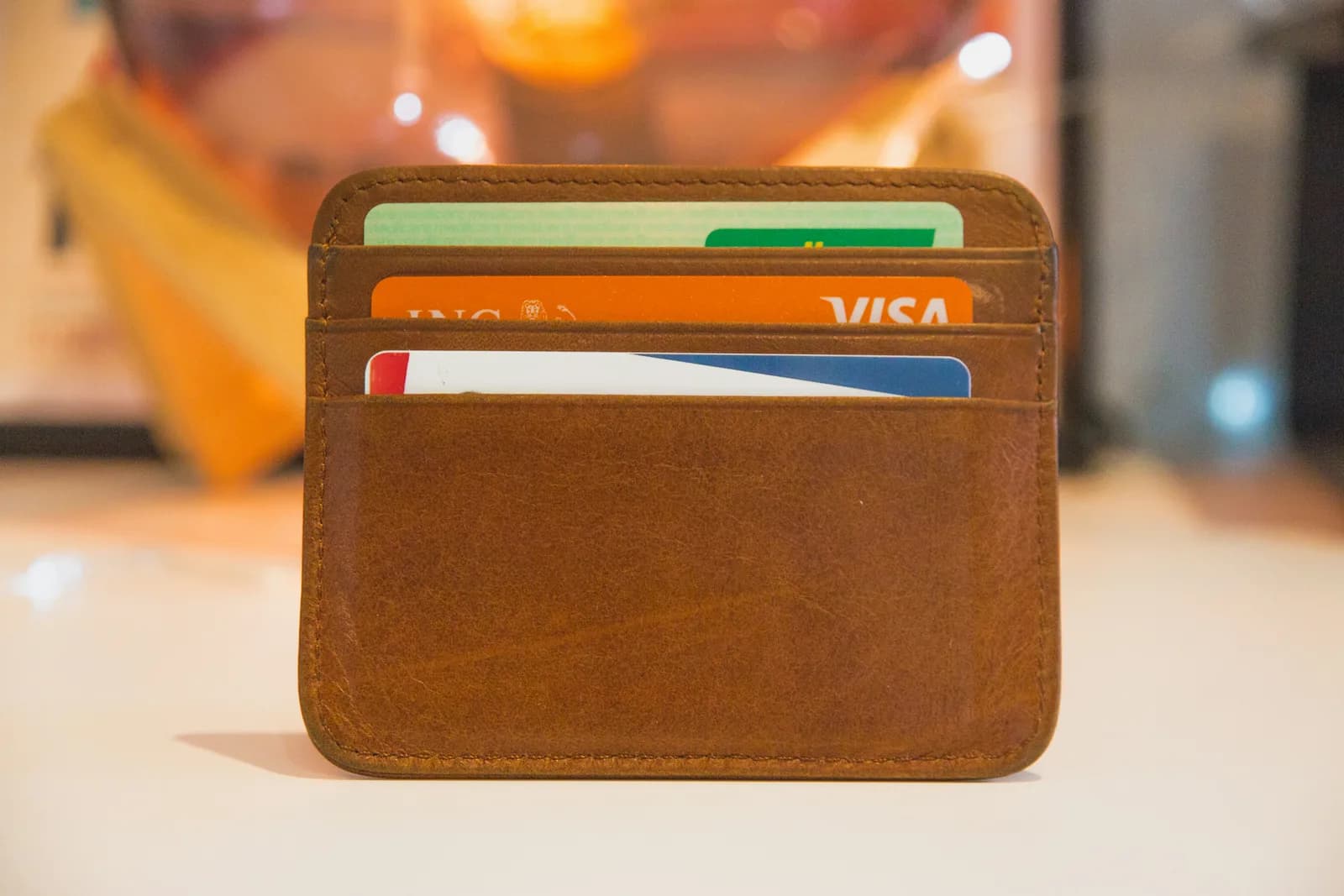 Assurance moyens de paiement : que couvre vraiment votre banque en France ?